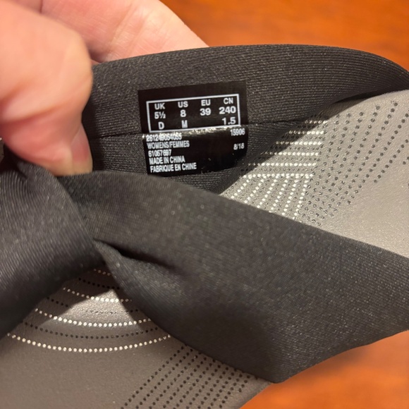 Clarks Cloudstepper Arla Glison Thong Sandals Black Size 8 - Picture 9 of 9